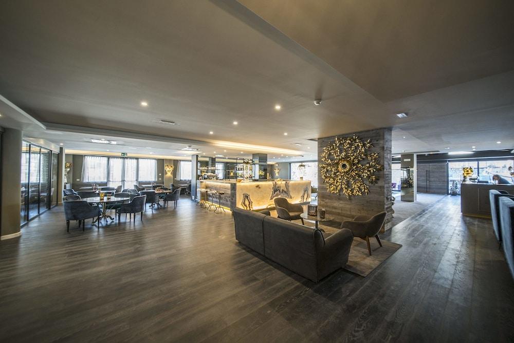Hotel Spinale Madonna di Campiglio Bagian luar foto