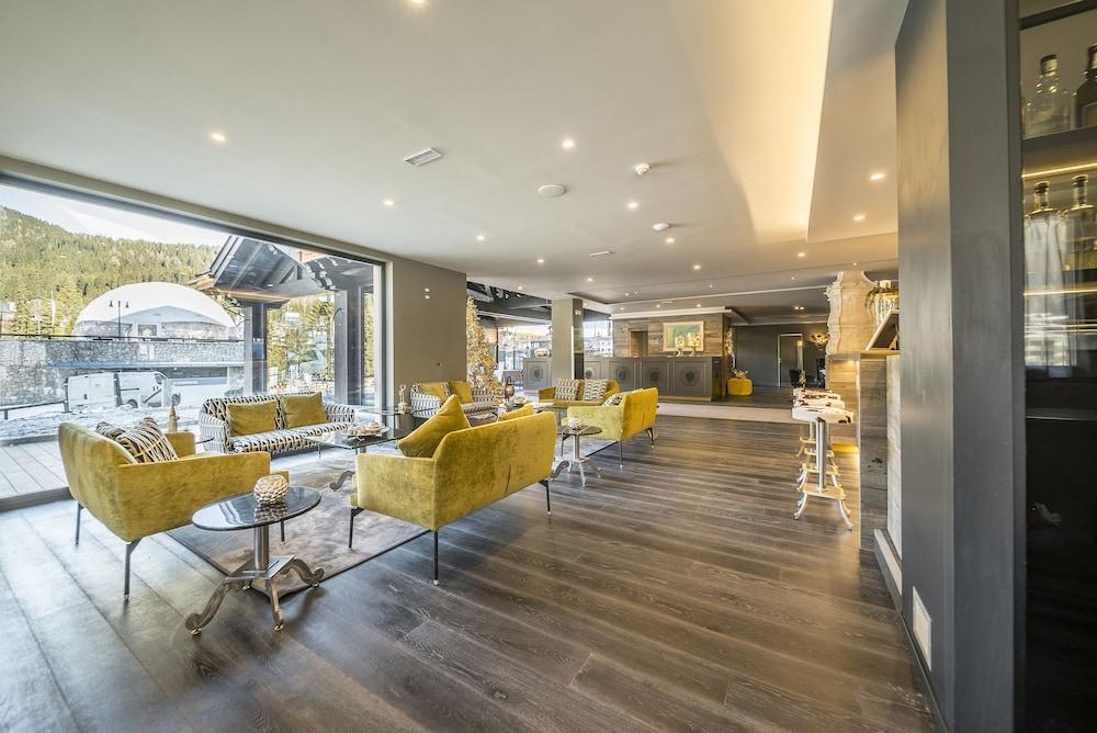 Hotel Spinale Madonna di Campiglio Bagian luar foto
