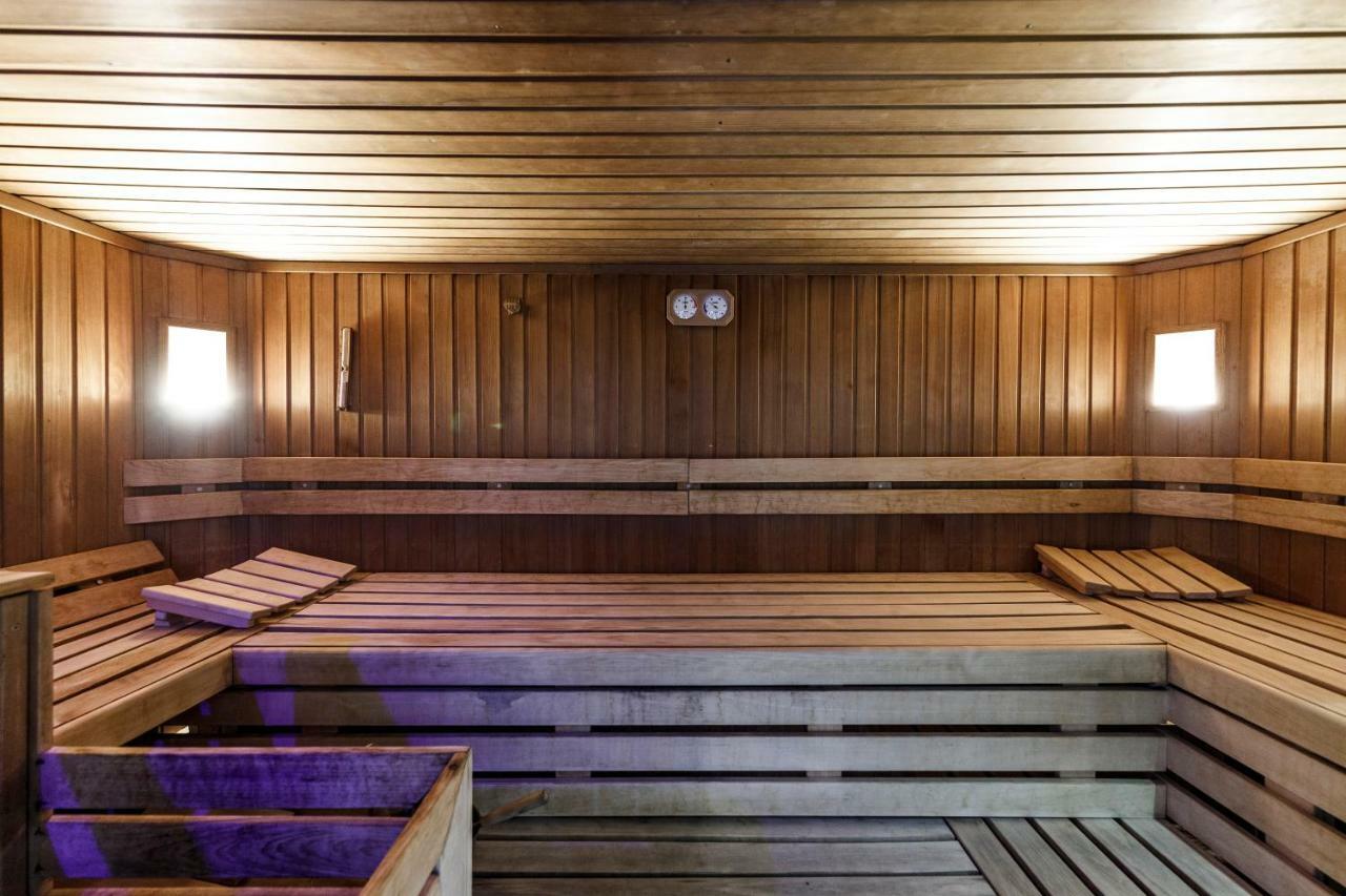Hotel Spinale Madonna di Campiglio Bagian luar foto